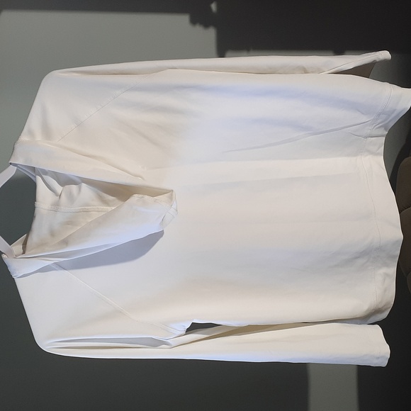 Chico's size 2 (large) long sleeve nylon and spandex Beach full zip hoodie - Picture 3 of 10